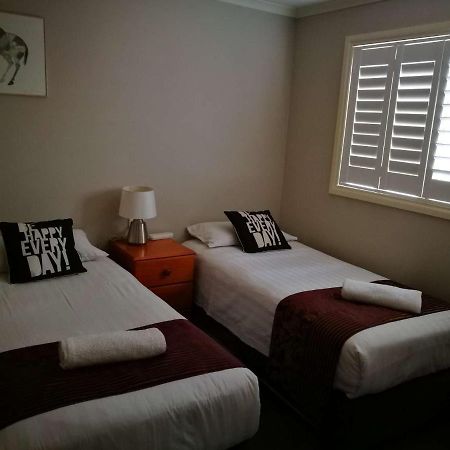 멜번 Moonee Valley Views 아파트 호텔 외부 사진