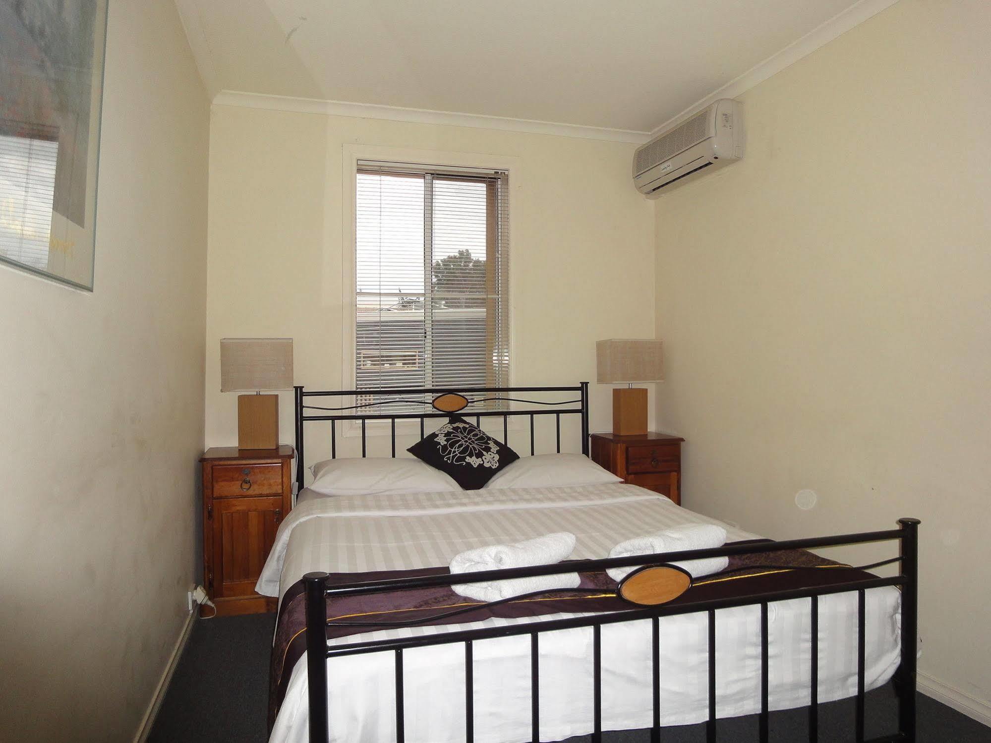 멜번 Moonee Valley Views 아파트 호텔 외부 사진